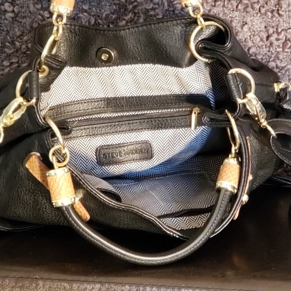 Gorgeous Steve Madden Bag - Picture 2 of 6